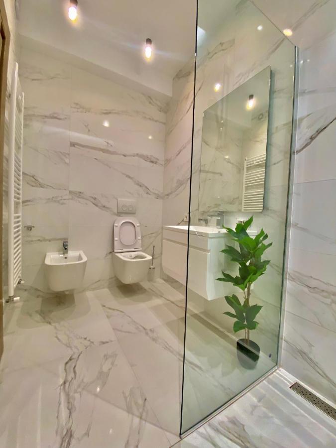 Blancris Boutique Apartman Brassó Kültér fotó