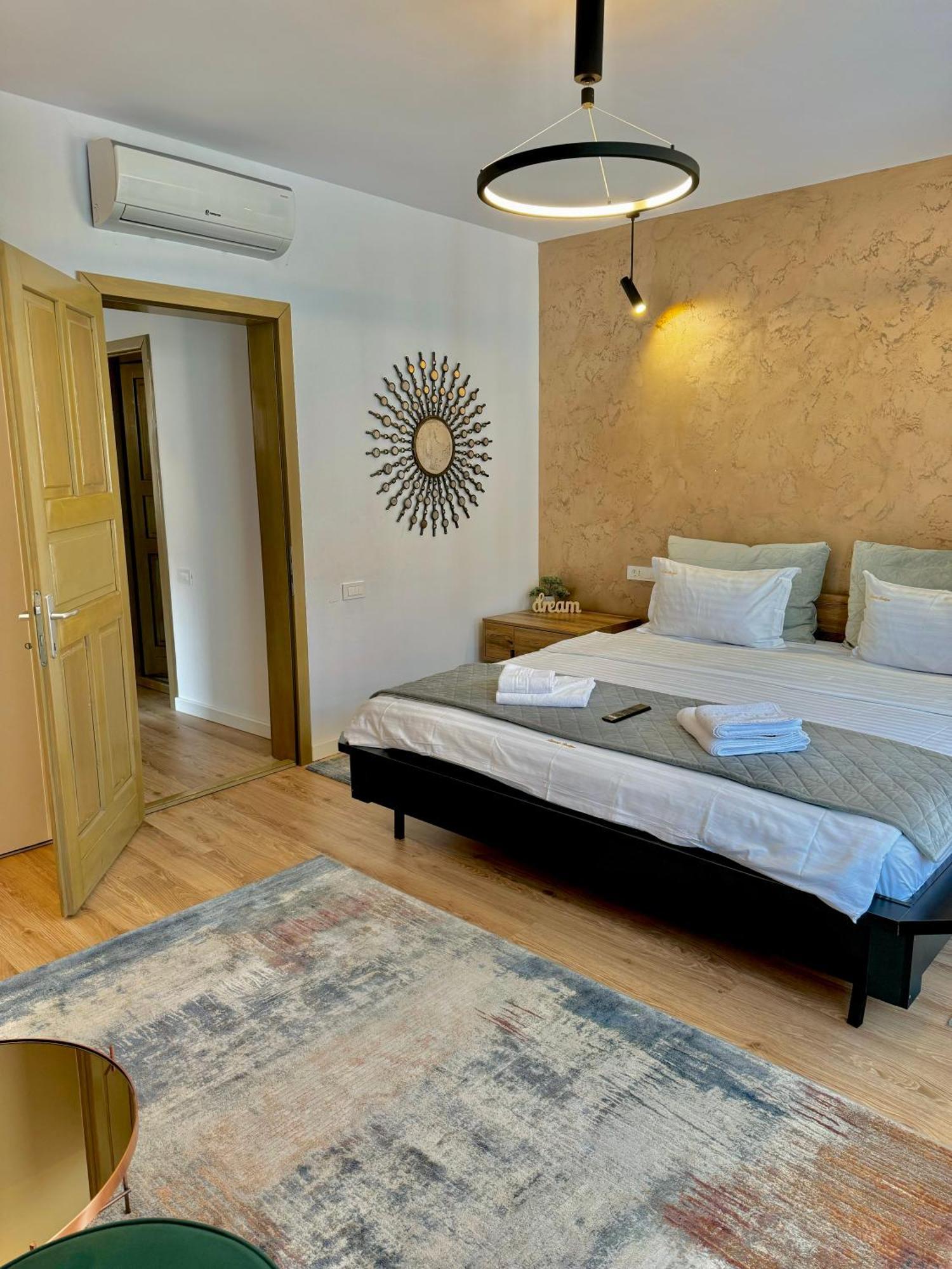 Blancris Boutique Apartman Brassó Kültér fotó