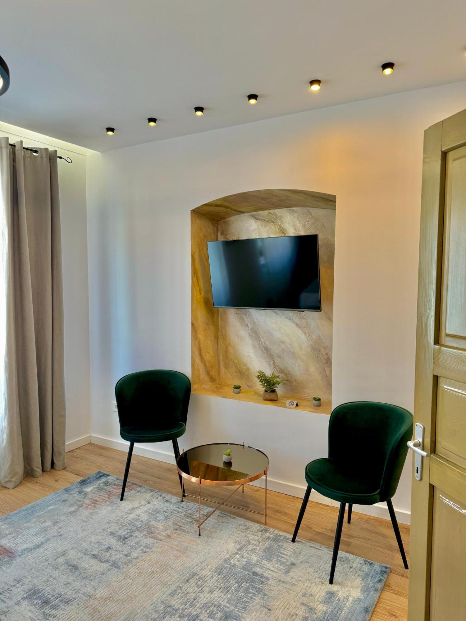 Blancris Boutique Apartman Brassó Kültér fotó