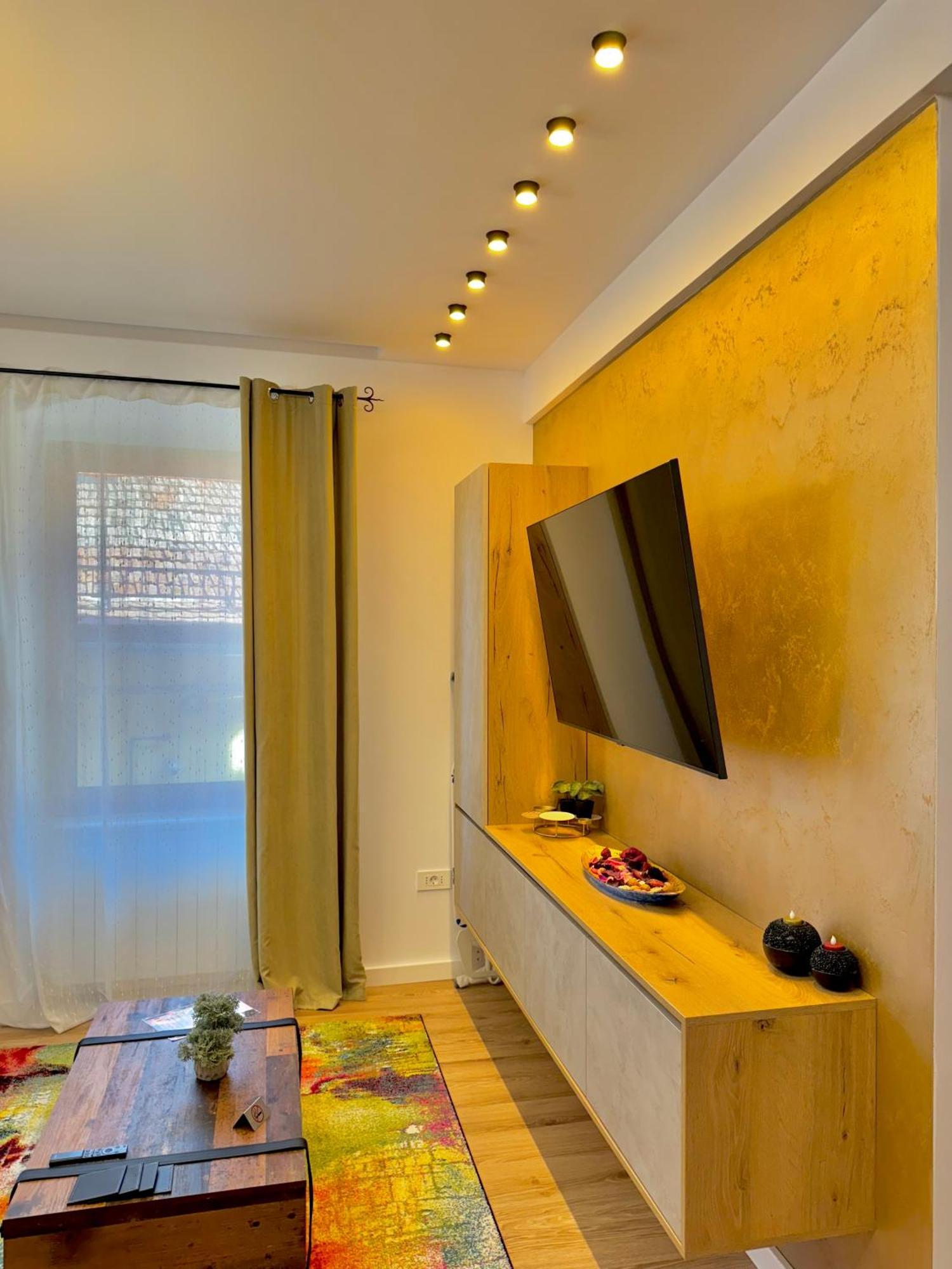 Blancris Boutique Apartman Brassó Kültér fotó